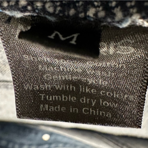 Ava Kris Distressed Denim Jacket with Removable Fox Fur Collar - Medium, EUC - Picture 6 of 7